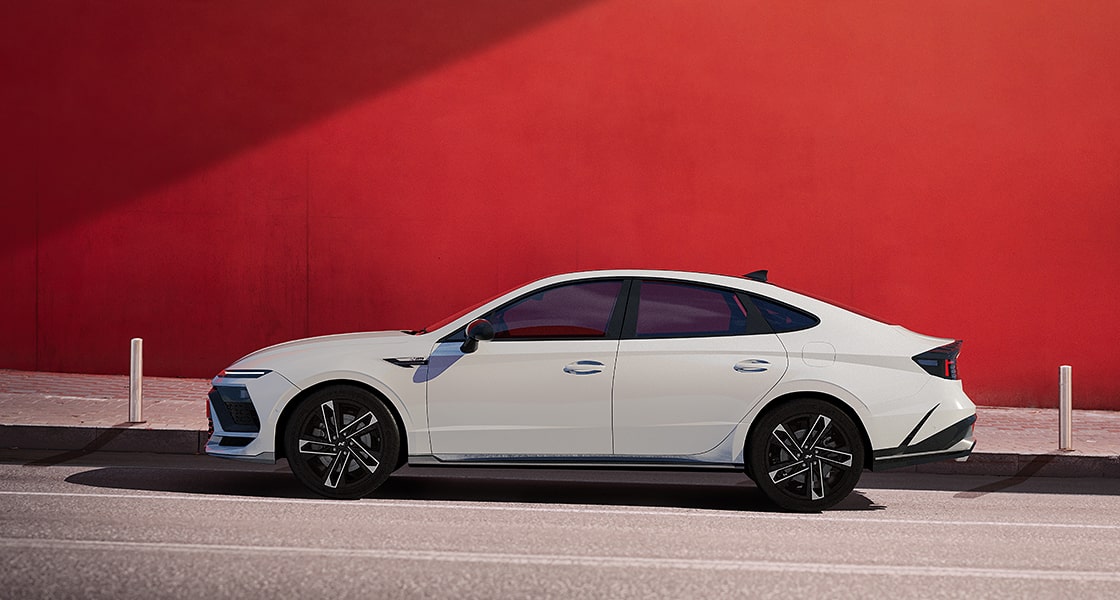 Sonata N Line Side Exterior