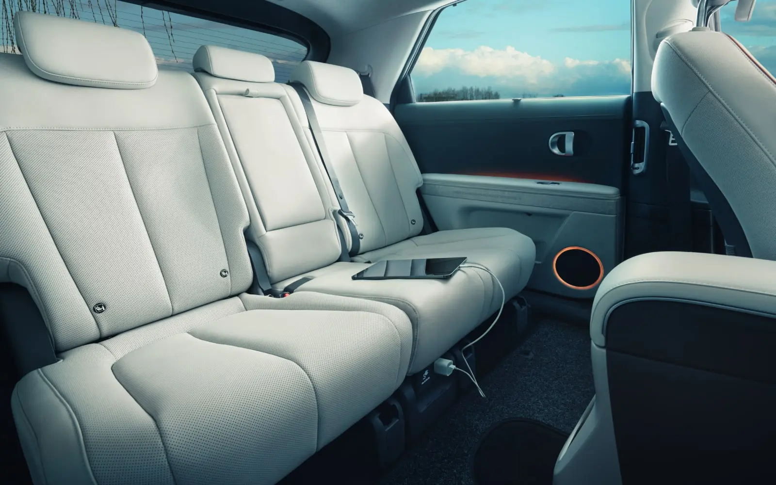 Vehicle-to-Load Technology (V2L)